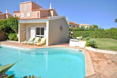 Modern comfortable and well equipped private pool villa