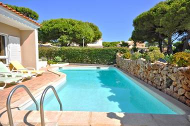 Modern comfortable and well equipped private pool villa