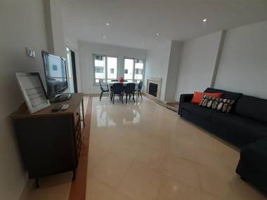 New Luxury Apartment in Quarteira