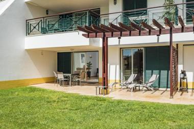 Modern 2 Bedroom Apartment in Vila Sol Golf Resort