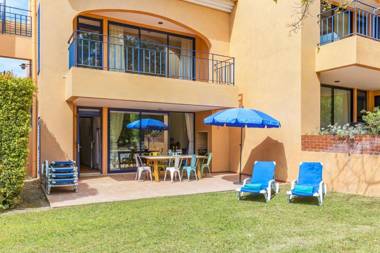 Luxury 2 Bedroom Apartment in Vila Sol Resort
