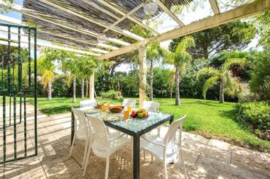 Fantastic family private pool villa free Ac and Wifi