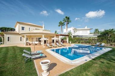 Villa Palm Golfe fantastic house on Vila Sol course kids pool aircon