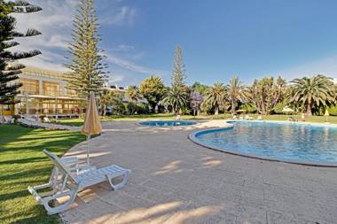 Vilamoura Stylish with Pool by Homing