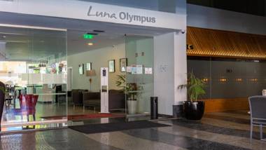 Divine Marina Apartment W/ Pool & Garden by LovelyStay