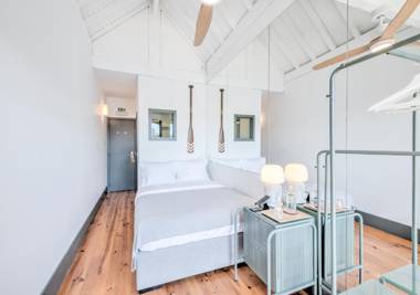 Oporto Street Fonte Taurina - Riverfront Suites - Adults Only