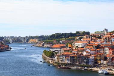 Oporto Home - River Front
