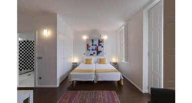 Olala Fine Arts Studios