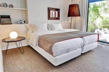 Three Houses & Bedrooms