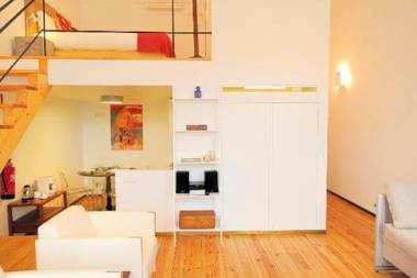 Condes de Azevedo Palace Apartments