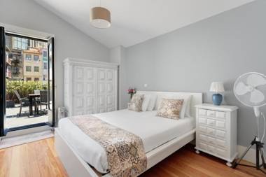 Mouzinho 244 - Porto Houses & Suites