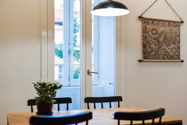 Porto Galerias Fashion Flats