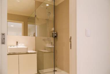 Spot Family Apartments