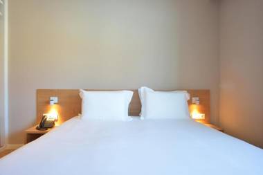 Spot Family Apartments