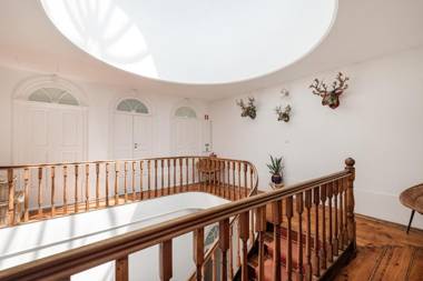 Rosário Luxury Suites by Oporto Collection & Free Parking