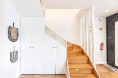 LovelyStay - Urban Cottage