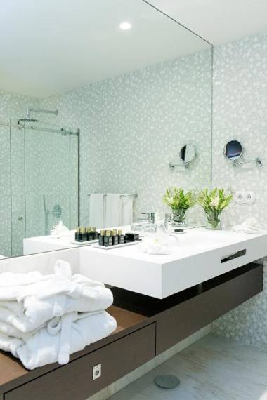 Pestana Porto - A Brasileira City Center & Heritage Building