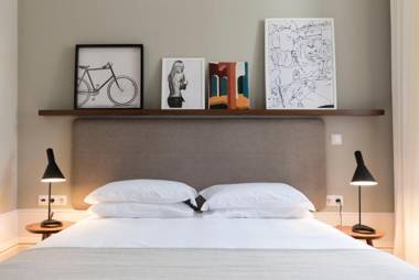 LovelyStay - Flower Stylish Apartment