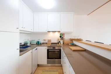 LovelyStay - Oren Duke's House