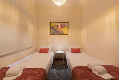 LovelyStay - Heritage Collection House with 4Bedrooms