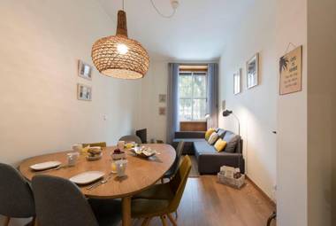 LovelyStay - The Porto Getaway w/ Free Parking