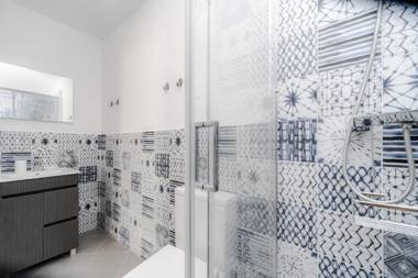 Nomad's Fine Arts Collection