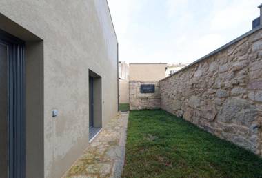 LovelyStay - Stylish Central Apartment by Bolhão Market