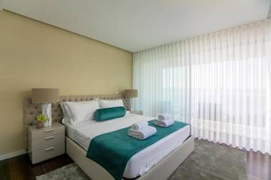 LovelyStay - Luxury 2BR Duplex Apartment in Foz Porto