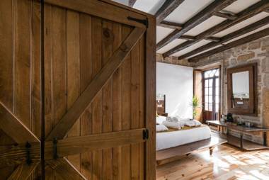 GuestReady - CastleRock Pub & Hotel