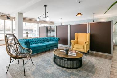 GuestReady - Adventurous Impulse