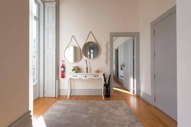 LovelyStay - Deluxe 2BR Duplex with Splendid View