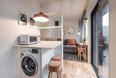 GuestReady - Three Mirrors