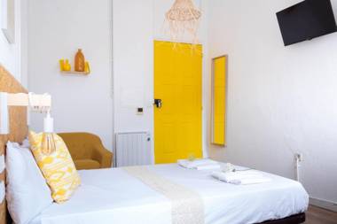 Paraiso Suites by ColoursRevolution