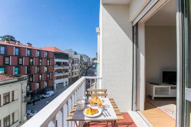 3BR Apartment with Balcony and Free Parking by LovelyStay
