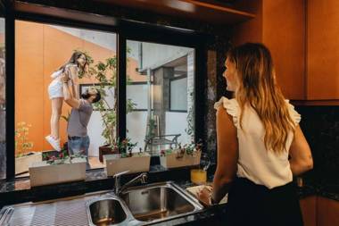 ESM Rental – Premium D'ouro Riverside