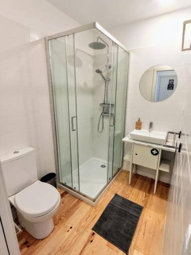 Bombarda Cinema Apartments