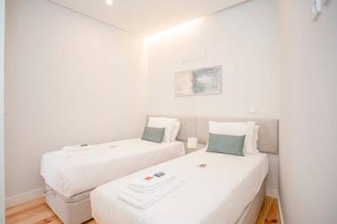 Liiiving in Porto - Aliados Stone Apartment