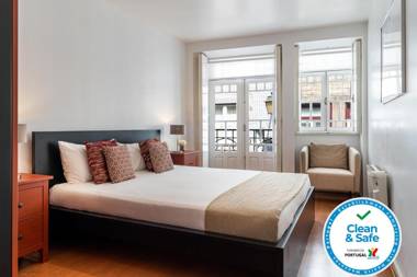 Home @ Porto Clerigos Apartment