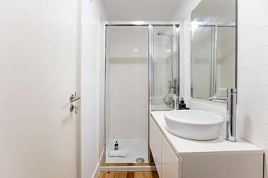 D. João IV Apartments by LovelyStay