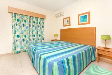 Urban Flamingo Residence