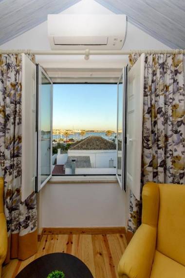 Villa Rio Guest House Suites