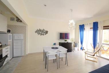 Solmonte White and Blue