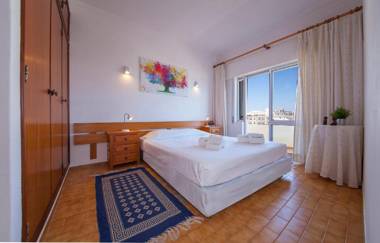 B43 - Spotless Seaview Apartment