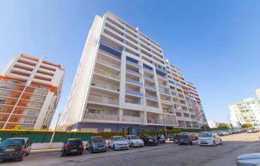 B44 - Alto do Quintao Central Apartment