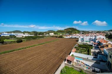 Home at Azores - City View Apartment