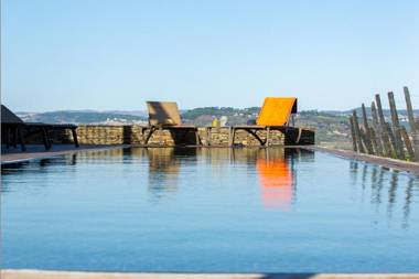 CASA QTA. STA. CRUZ-RÉGUA