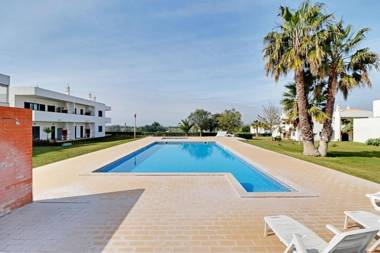 Pera Secret Garden & Pool by Homing