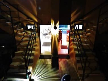 Supertubos Beach Hostel