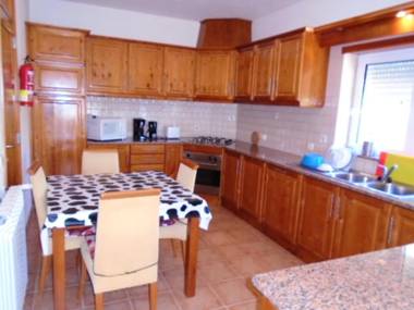 2 bedrooms villa at Pataias 700 m away from the beach with sea view private pool and enclosed garden