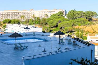 Varandas do Mar Apartamento T2R frente mar Olhos de gua Albufeira